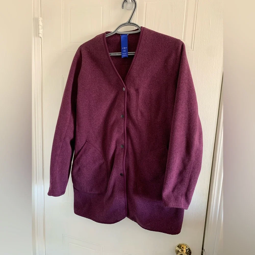 Kit and Ace Hygge Short Fleece Jacket Plum XS - Picture 5 of 8